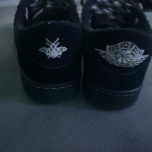 Phantom Travis Scott dunks